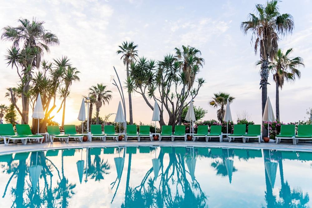 Labada Beach Hotel Çamyuva エクステリア 写真
