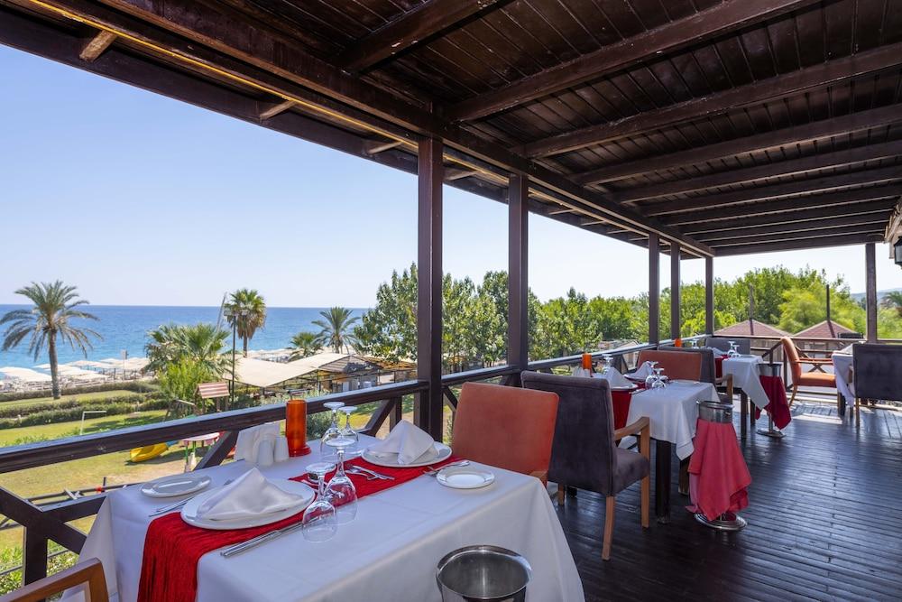 Labada Beach Hotel Çamyuva エクステリア 写真